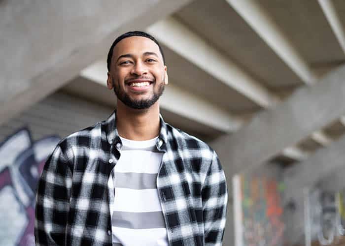 Associate degree student van de opleiding Finance