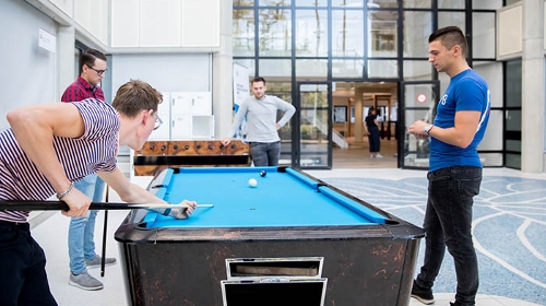 Studiekeuze Voors en tegens